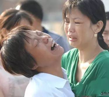警讯 | 跳楼不能解决任何问题！近日，织里上演多场“跳楼秀”…