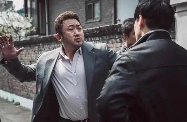 2025全球最受欢迎的10位韩国明星出炉：全智贤仅第7，孔刘高居第2