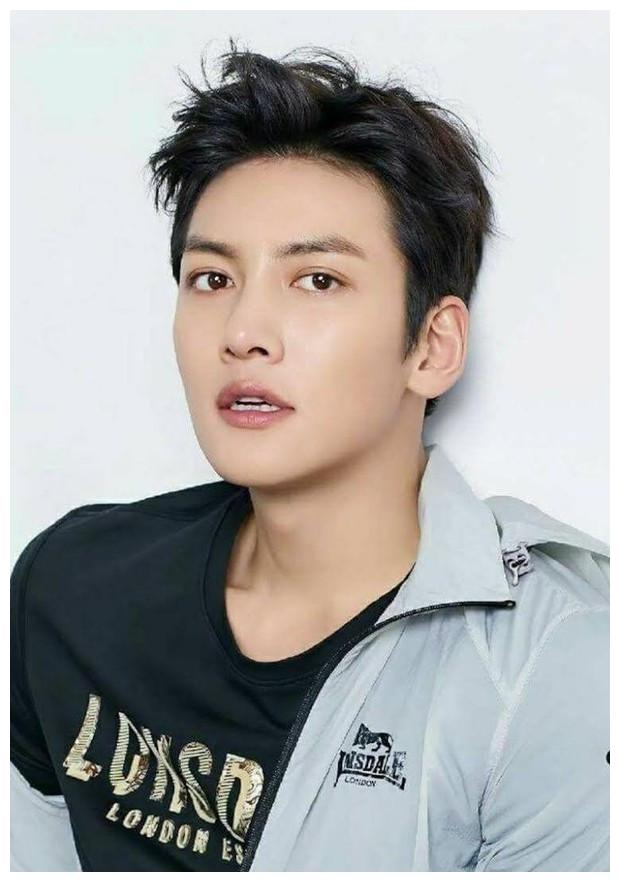 韩国史上最帅地25位男演员：裴勇俊第23名，玄彬只输了一个人