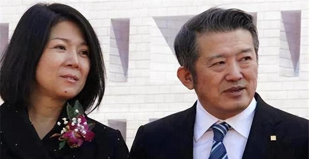 毛主席外孙女婿陈东升：35岁经商，55岁娶孔东梅，65岁身家550亿