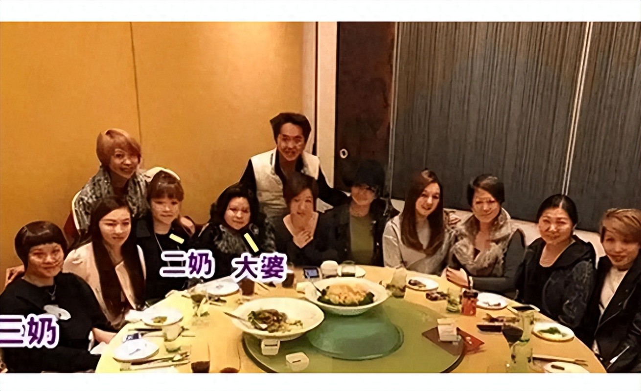 “6个老婆”同住一屋，每人每月7万零花钱，71岁又娶美丽小娇妻