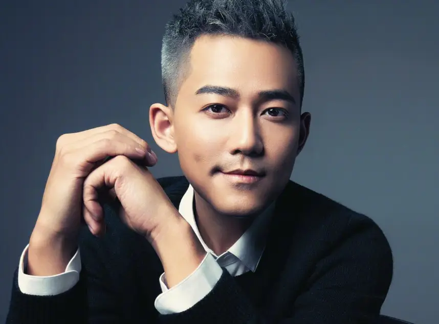 苏醒暴揍李炜12年后，如今再看两人的处境，究竟谁才是赢家？