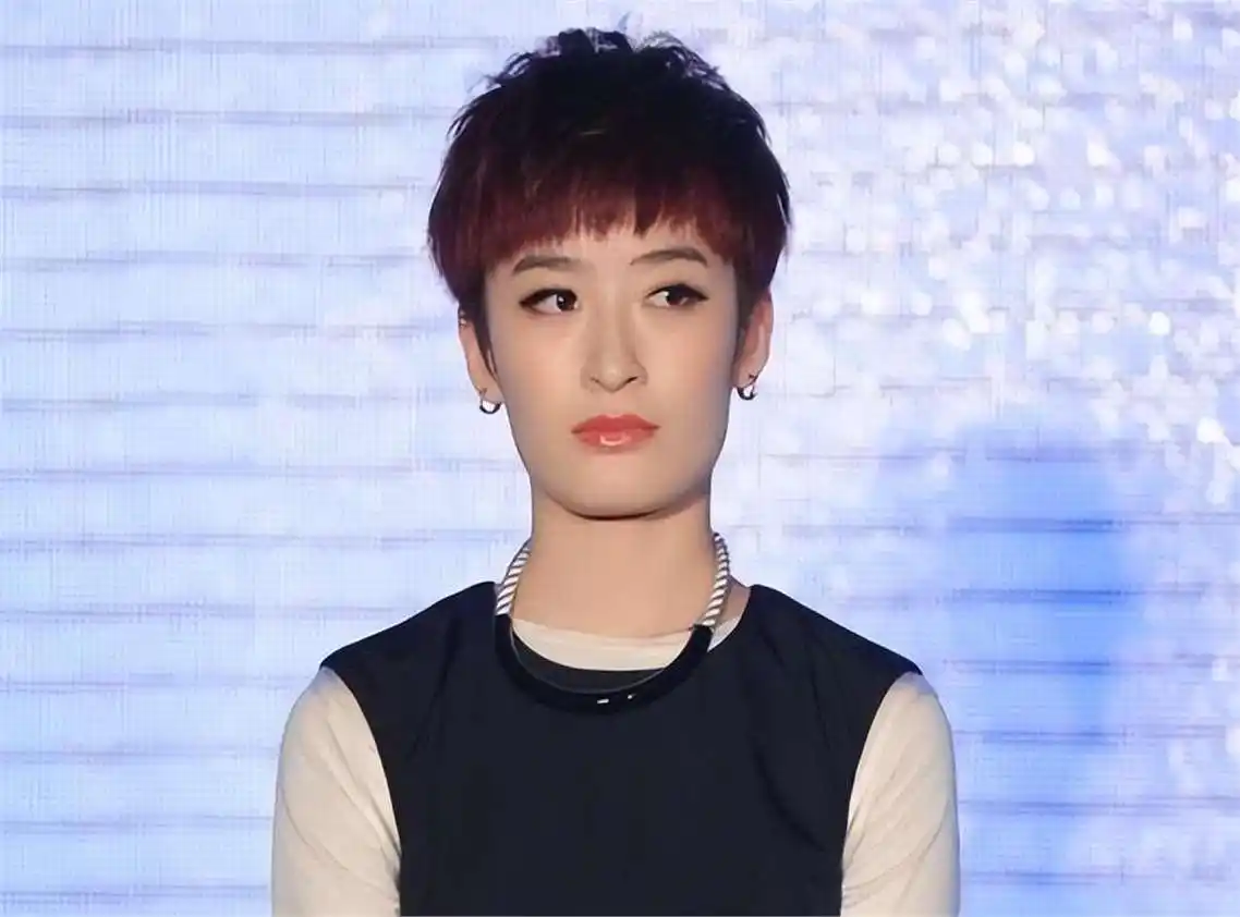 自以为很红，耍大牌却引起公众的强烈不满，这些大明星真的不尴尬