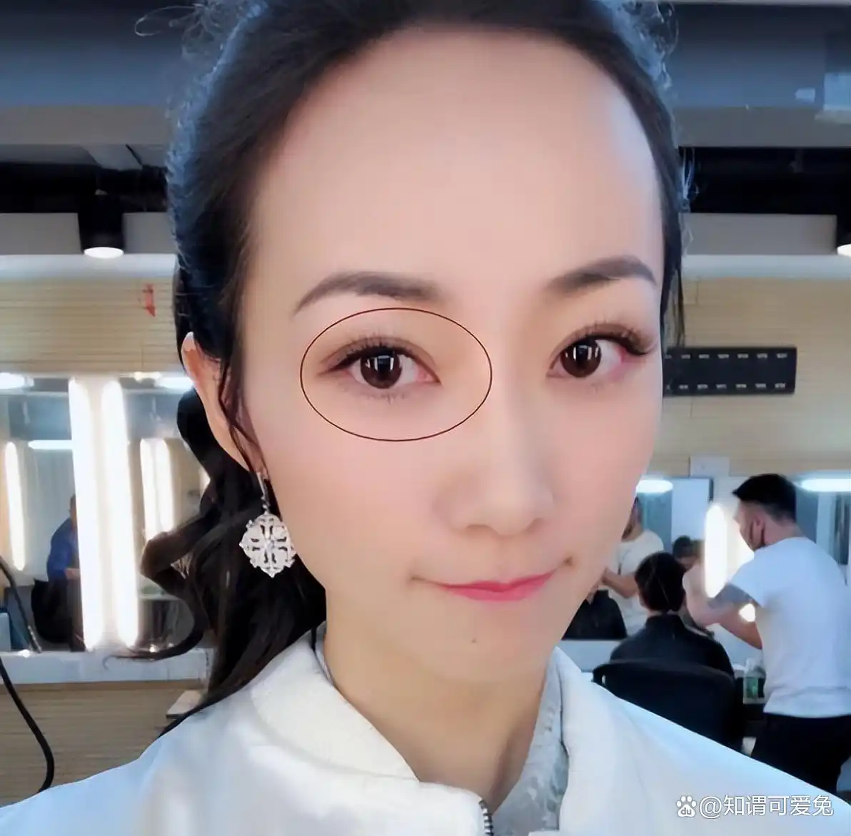 明明只是“戏子”，却把自己当大腕耍大牌，这3位明星不害臊吗
