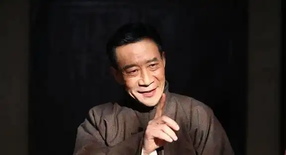 央媒不再容忍！以那英为首的6位明星被整治，如今大快人心？