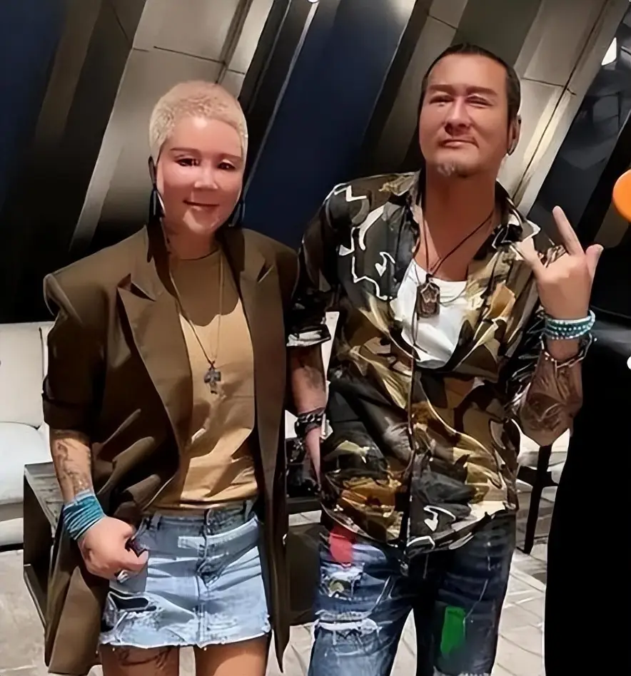 61岁孙兴宣布与前妻复合，同居1年旧情复燃，富婆女友选择放手