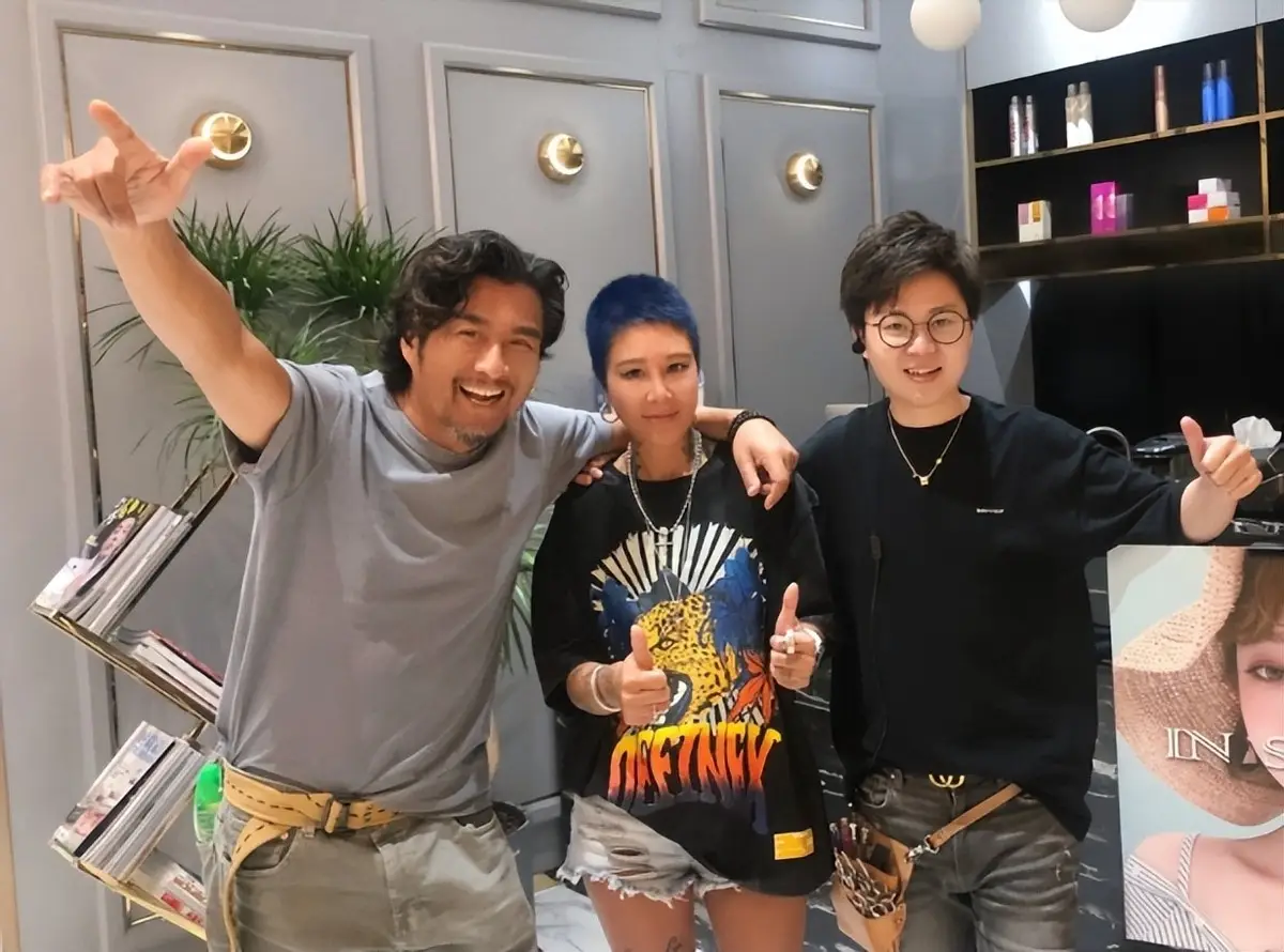 61岁孙兴宣布与前妻复合，同居1年旧情复燃，富婆女友选择放手