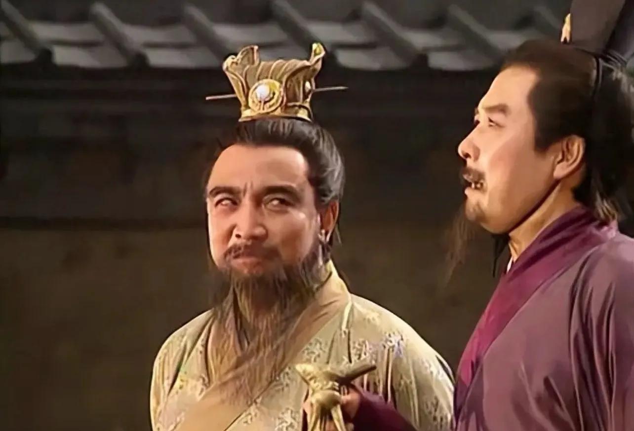 《三国演义》要怎么去看？