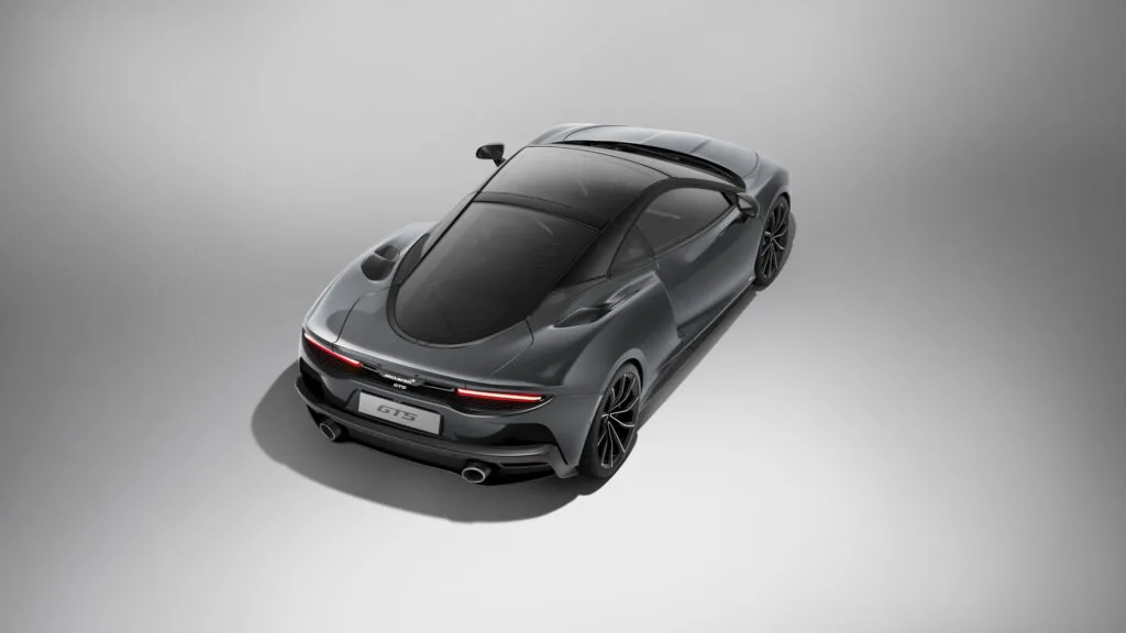 迈凯伦 GTS 跑车发布：搭载 635 马力 V8 发动机