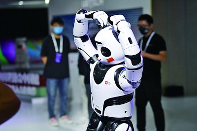 人机协同，如何重塑人的写作主体性