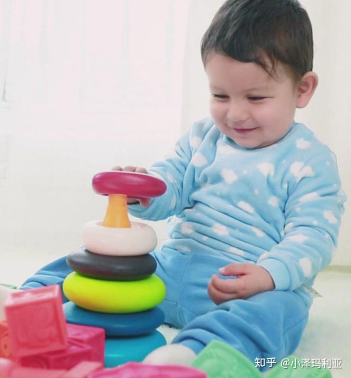 婴幼儿早教游戏有哪些？在家怎么给孩子做早教？超详细的0-3岁婴幼儿早教游戏，建议收藏备用（0~1岁）