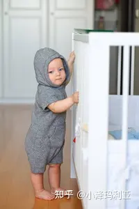 婴幼儿早教游戏有哪些？在家怎么给孩子做早教？超详细的0-3岁婴幼儿早教游戏，建议收藏备用（0~1岁）