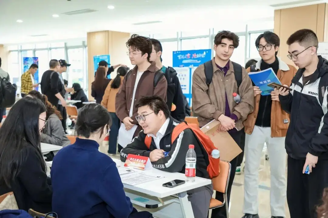 促进产才融合，服务国家战略——2026春季上海建交航运招聘会成功举办