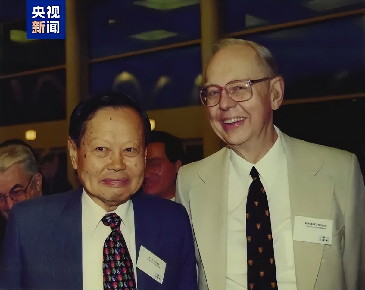 痛悼！杨振宁今日病逝，享年103岁