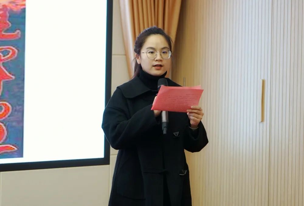 玉林市委政法委举办“感党恩，学习党的二十大精神”主题党日活动暨玉林市政法系统党建联盟“读书分享会”