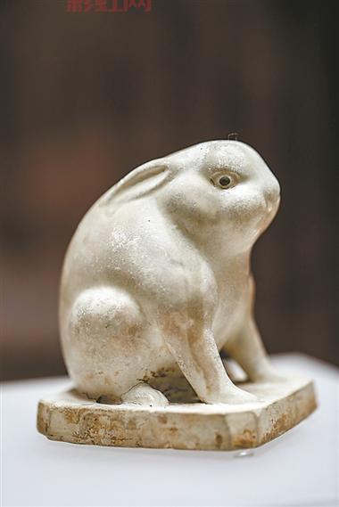 中秋福利有哪些？  月兔萌宠怎么获得？