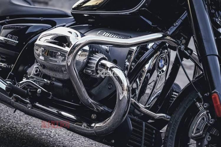 探秘宝马R18系列：拳击手发动机与巡航车的完美结合