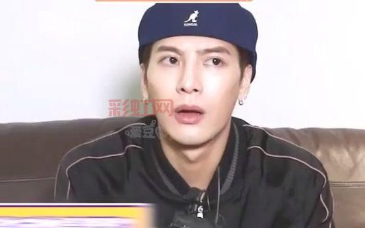 王嘉尔粉丝热议：探索supermarket me的趣味谐音梗