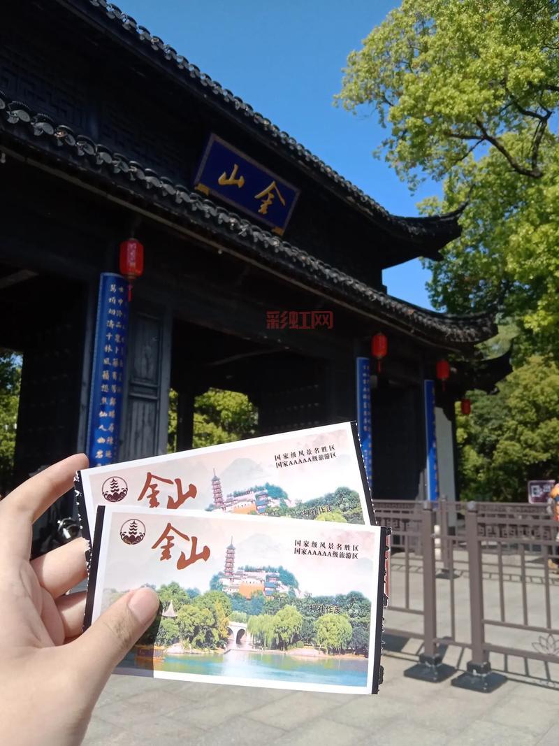 寻访现实中的金山寺：水漫金山背后的历史真相