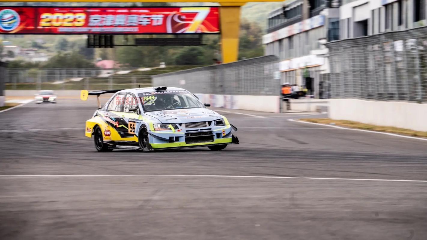 NFS9全键盘漂移技巧解析:如何轻松征服三菱EVO