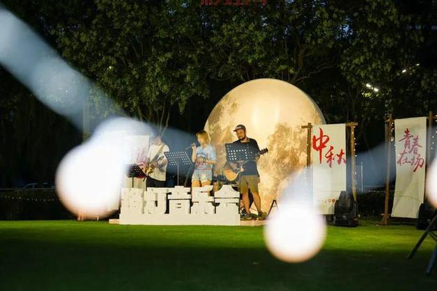 X8X8更快乐：免费畅享高清音乐与游戏体验