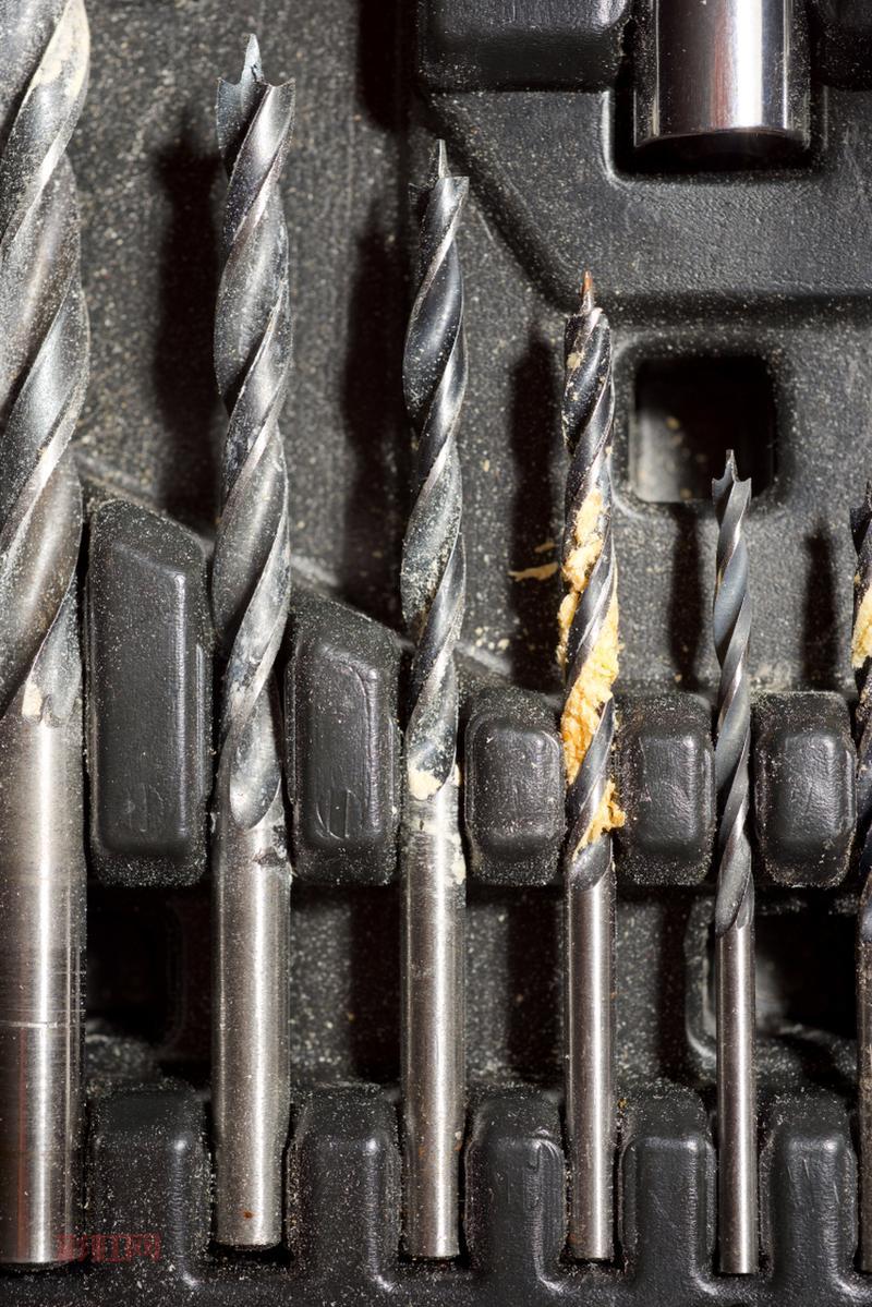 怎么钻？老司机教你正确钻孔方法，避免烧钻头！