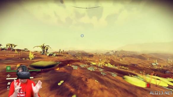 没有VR版没关系！教你用HTC VIVE玩《无人深空》