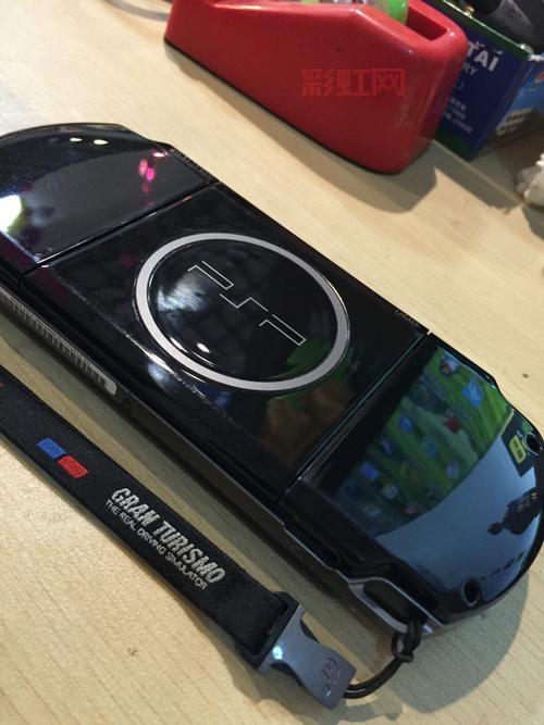 PSP玩家必备：GT赛车限量版竞速套装与全车解锁秘技