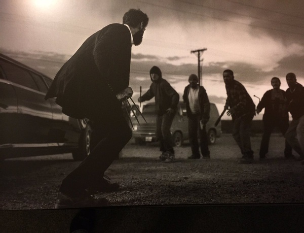 《金刚狼3》情怀剧情都在,但狼叔却没了,曾经英雄的迟暮年华!