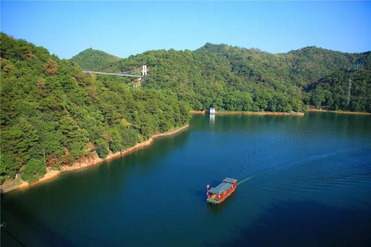 武林外传湖边亭周边有啥好玩的？游玩攻略看这里！