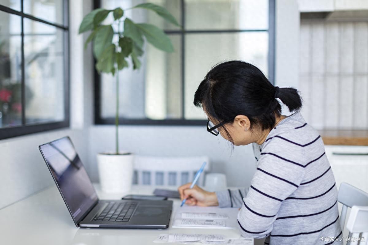 pdf怎么转换成word?这三个方法帮你搞定