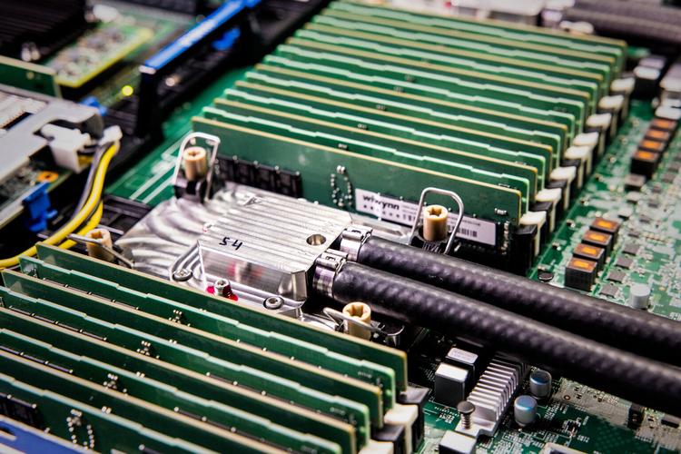 Win1010月停更！14亿设备遇危机，升Win11还是花30美元续命？