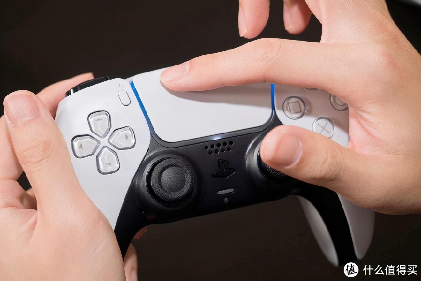PlayStation 5上手：当按键过程也成为“玩”的一环