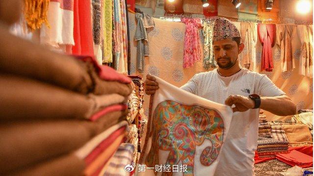 尼泊尔动荡升级！总理辞职、首都陷混乱，中方紧急提醒