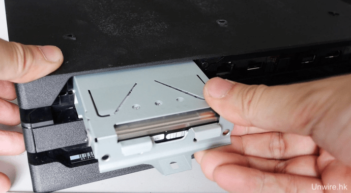 ps4pro折腾服务器网站,【教学】简易 PS4 Pro 更换 SSD！玩 MHW 不用等 (安装＋数据转移) - 宅客ZhaiiKer