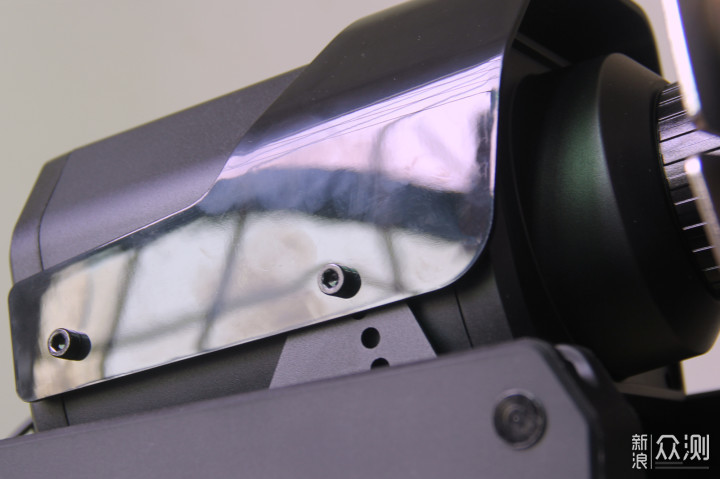 今晚7点带上莱仕达V10方向盘我在秋名山等你！