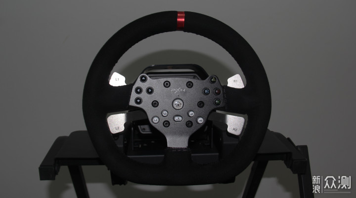 今晚7点带上莱仕达V10方向盘我在秋名山等你！