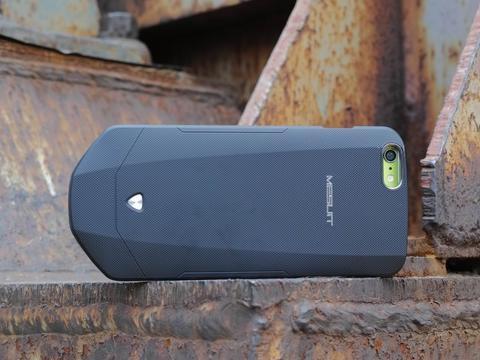 让iPhone运行安卓！史上最强手机配件机甲评测