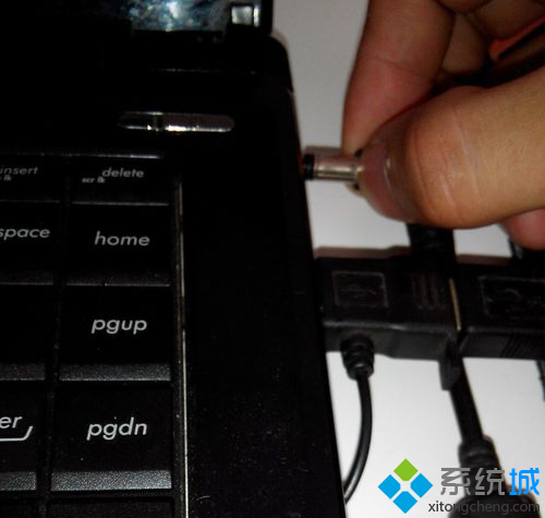 笔记本电脑怎样设置合上盖子不休眠