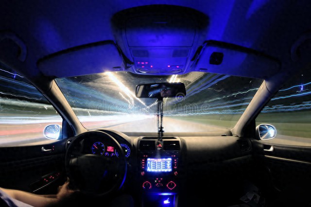 车载导航升级避坑指南:别让“路痴”地图毁了你的自驾游!