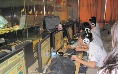 CF:CF这个游戏真的不吃显卡么?那么最低要求如何搭配电脑呢?