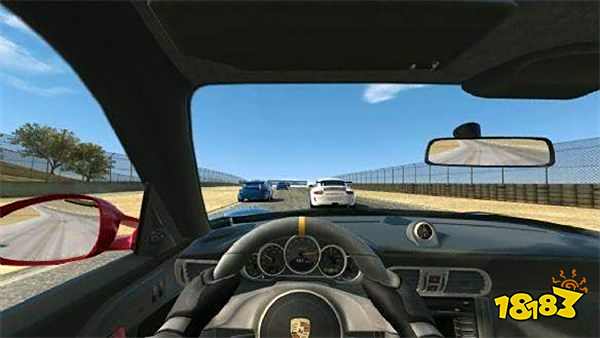 真实赛车3无限金币版官方介绍