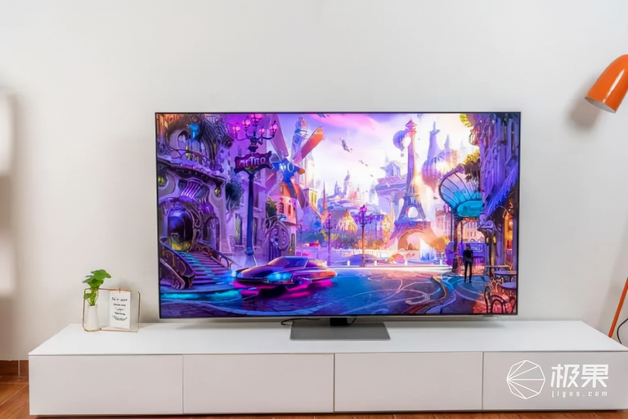 摄影师亲鉴!画质无死角、还能游戏带娃,一屏搞定全家“娱乐”