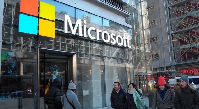 2.4亿台电脑变废铁!Win10停服,用户集体抵制Win11,原因太真实