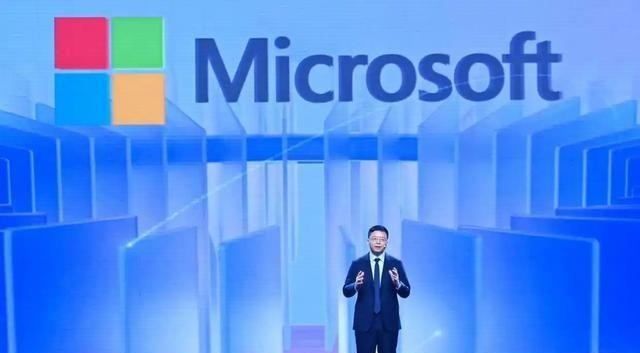 2.4亿台电脑变废铁!Win10停服,用户集体抵制Win11,原因太真实