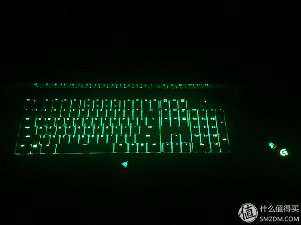 #本站首晒# 是时候充值一波信仰了：RAZER 雷蛇 黑寡妇 终极版 2016款 青轴版