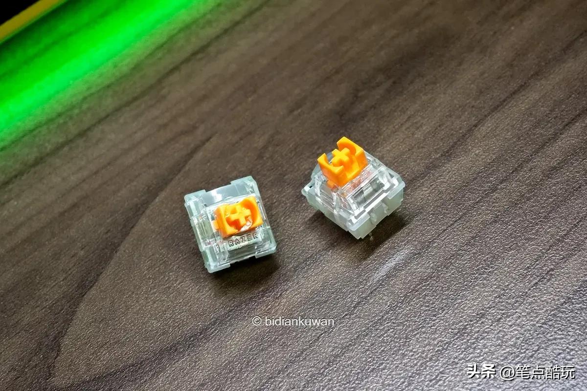 TOP结构+客制化+三模无线：雷蛇黑寡妇蜘蛛V4竞技极速版上手体验