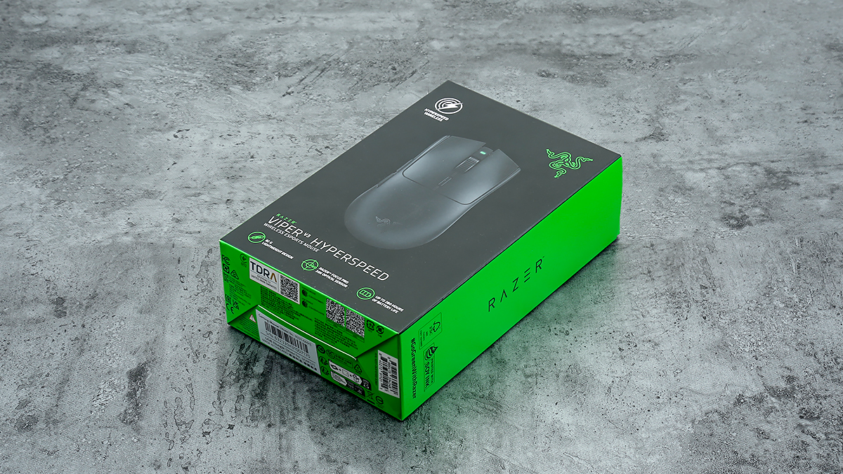 长续航更好用：雷蛇毒蝰V3极速版游戏鼠标评测