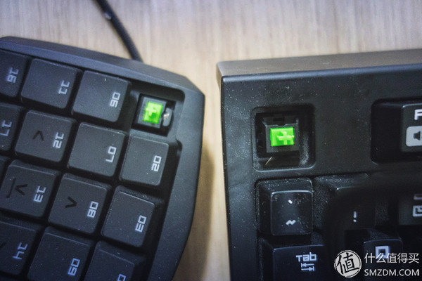 外设动物园 篇二：片手刃vs双手剑——RaZER 雷蛇 金丝魔蛛与黑寡妇 键盘