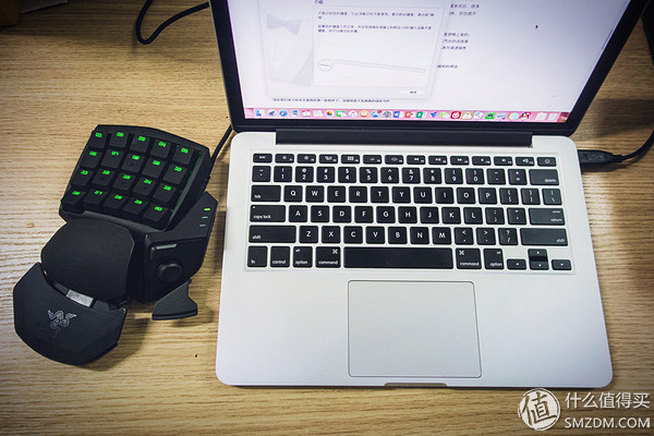 外设动物园 篇二：片手刃vs双手剑——RaZER 雷蛇 金丝魔蛛与黑寡妇 键盘